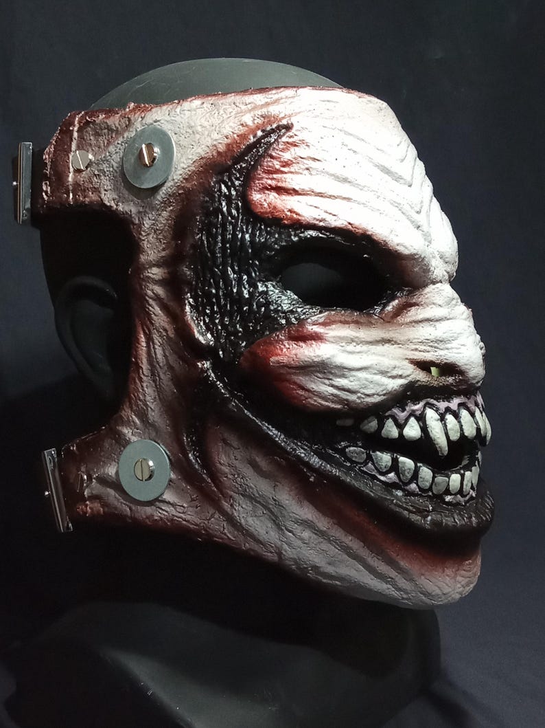 The fiend Bray Wyatt wrestling mask horror prop replica