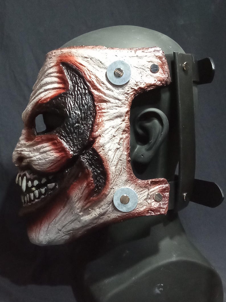 The fiend Bray Wyatt wrestling mask horror prop replica