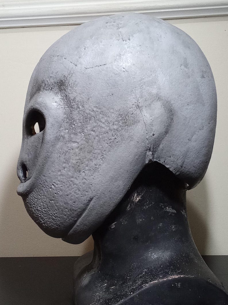 Frisbee alien twilight zone mask prop
